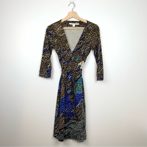Diane Von Furstenberg Dresses & Skirts - Diane Von Furstenberg Wrap Dress Silk Sz 2 Galaxy Celestial Black Blue Belted